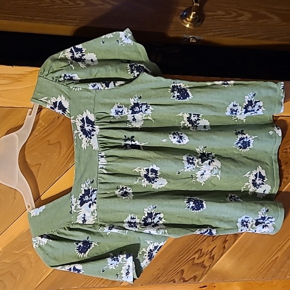 Cute Tee - Picture 2 of 7